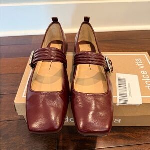Dolce Vita Women's Burgundy Leather Flats